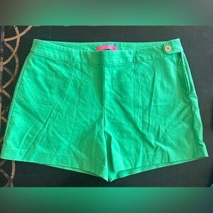Lilly Pulitzer Alessi Green Shorts, size 14